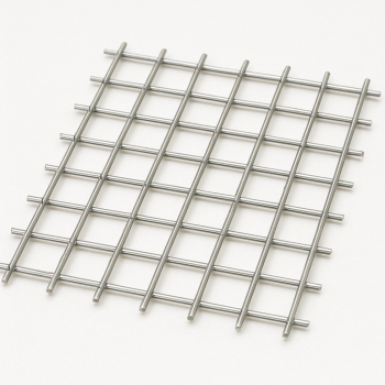 Нержавеющая сварная сетка 30х30х4 мм 12X18H9 в наличии в Московской области